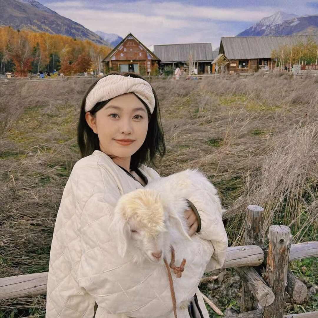视频号时尚艺术排行榜第12名undefined,新榜指数874.0,新增作品数16,总推荐数36.0万+,平均推荐数22527.4,最高推荐数10万+