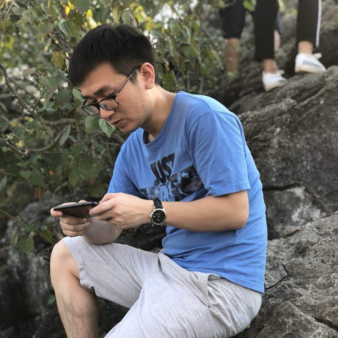 低调的辉少