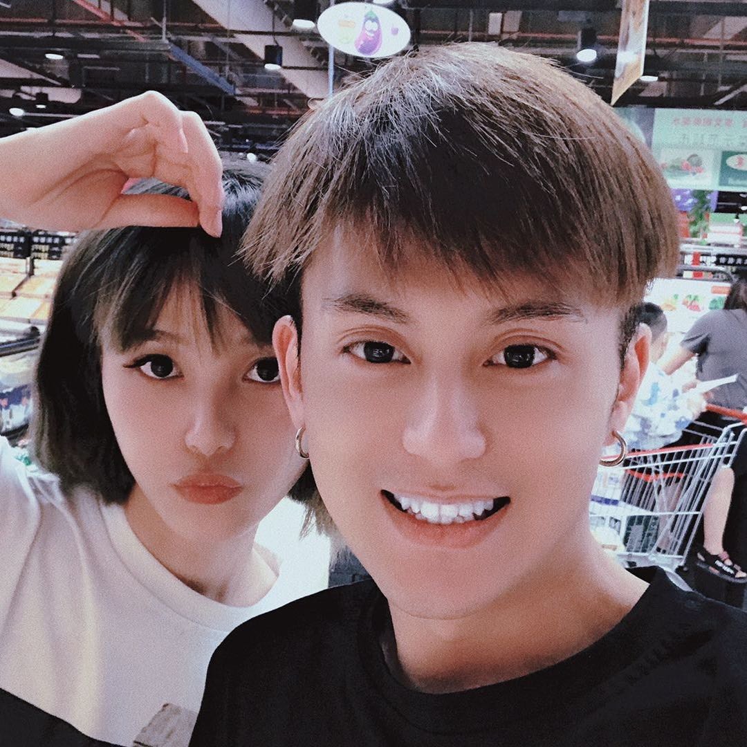 疯狂情侣丶已成家