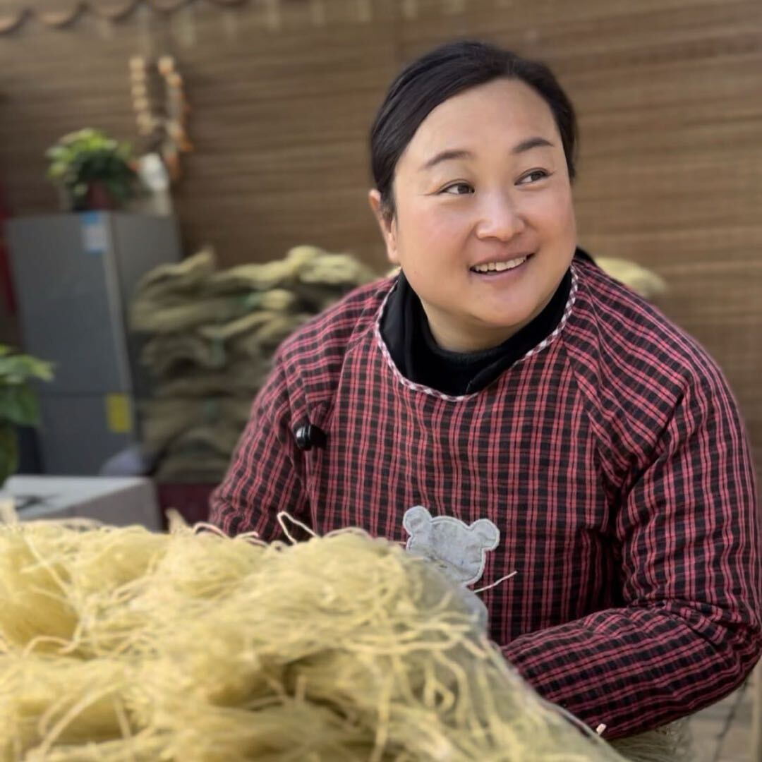 村里有金花大炮