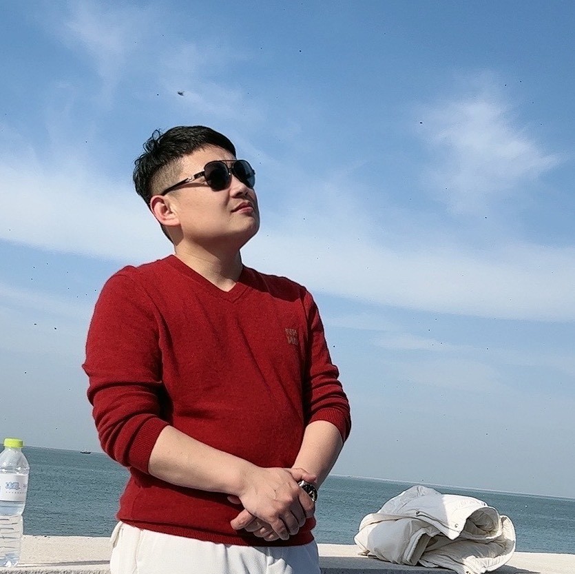 草木哥致青春男团团长