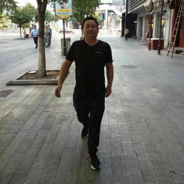 雪花啤酒何文兵