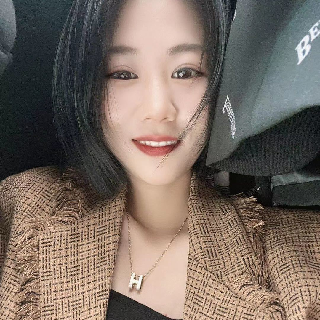 ZK-C457王妞(拒绝欠款) 十三行服装批发市场 档口微信二维码及货源实拍