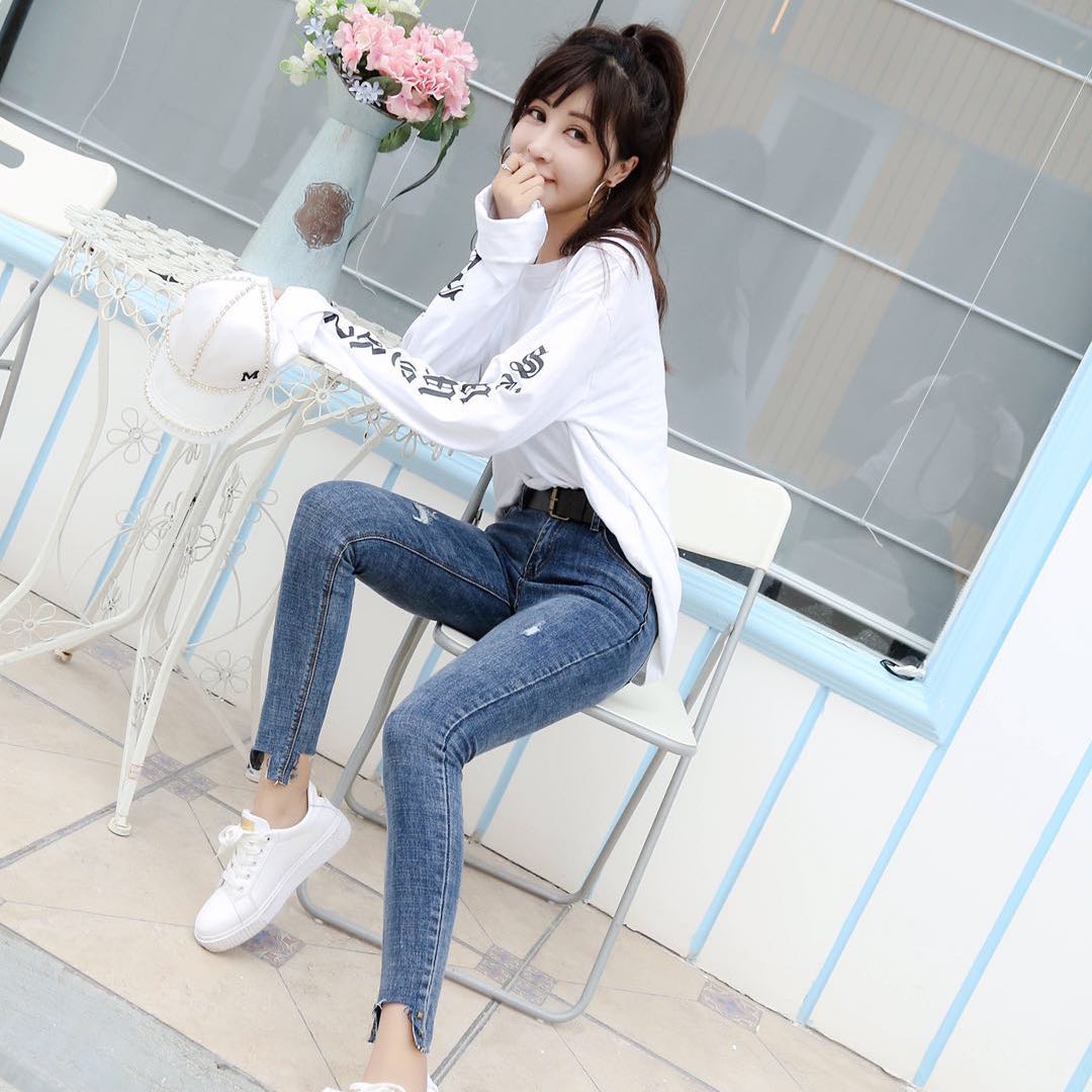 尚品玫瑰万佳一楼8街2档专业裙子