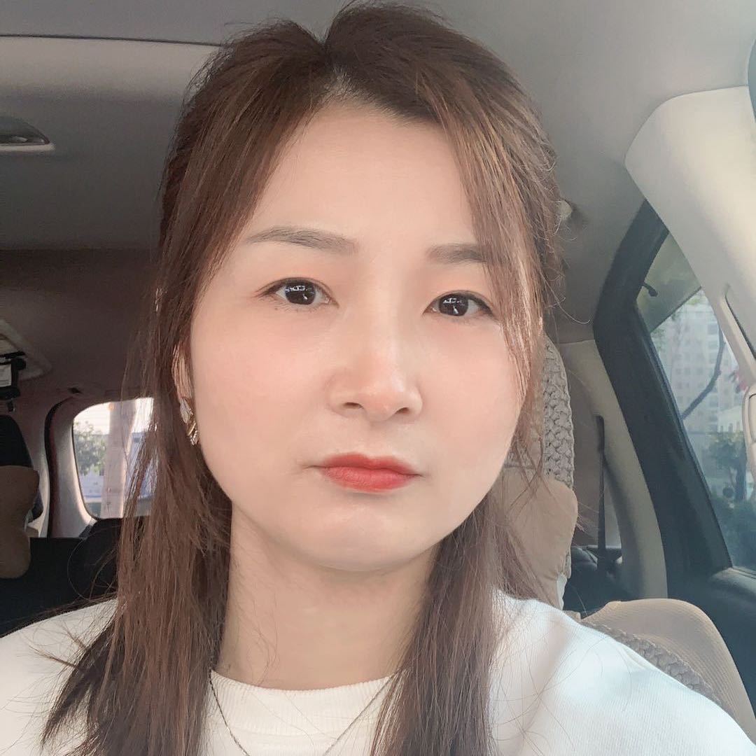 金凤凰服饰-南城一楼C157档