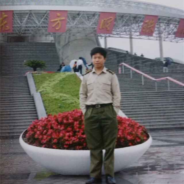 童献平15381788732