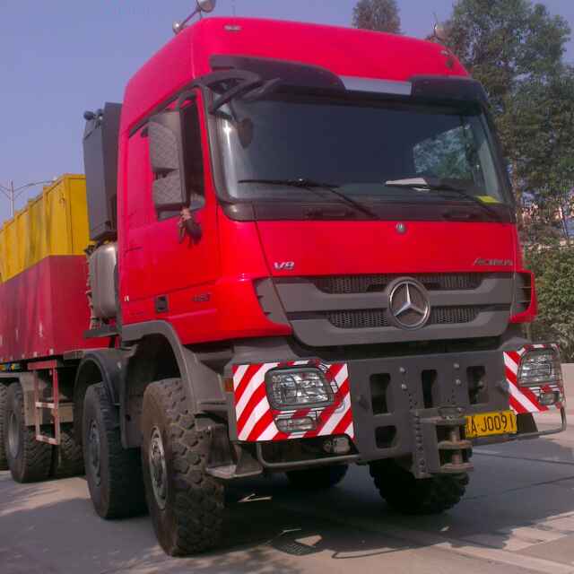 灰太狼。  专吃兔子。   