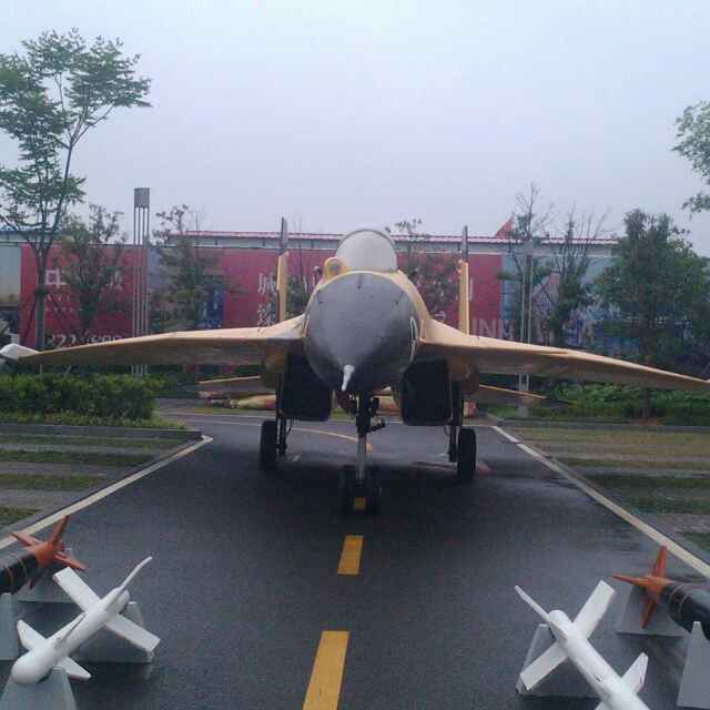 邹三