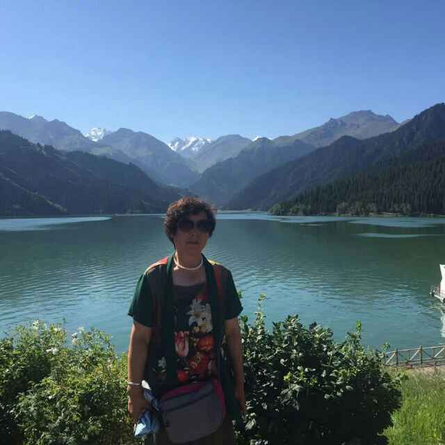 •       坎坷
