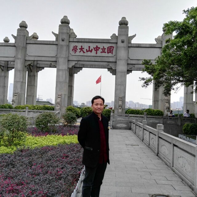李世林
