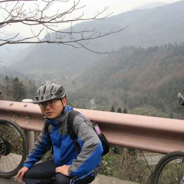 黄锐
