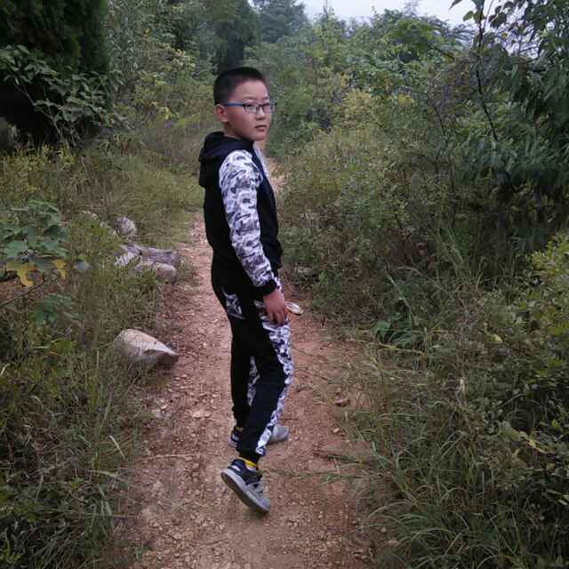 韩大笑笑