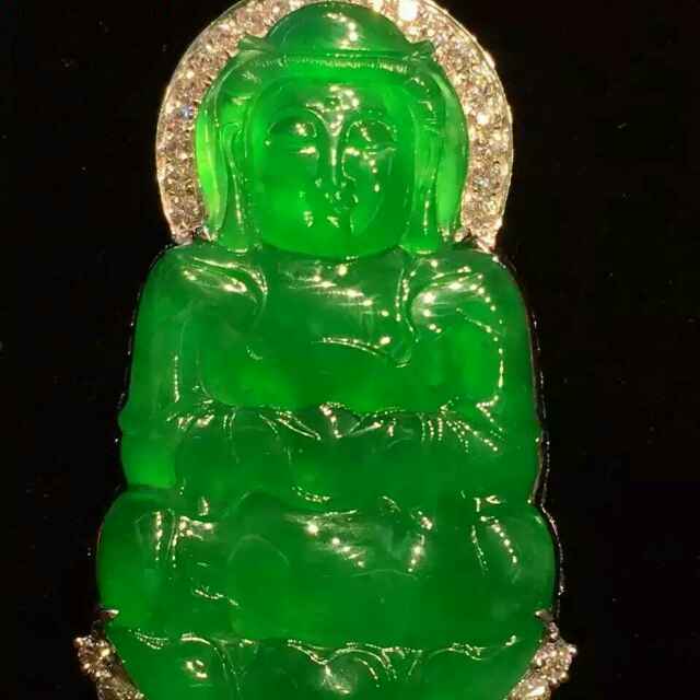 绿色冰纯。