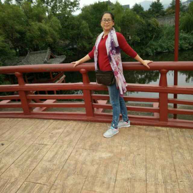 卢晓华