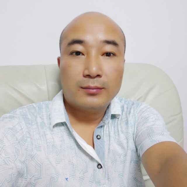 李崇