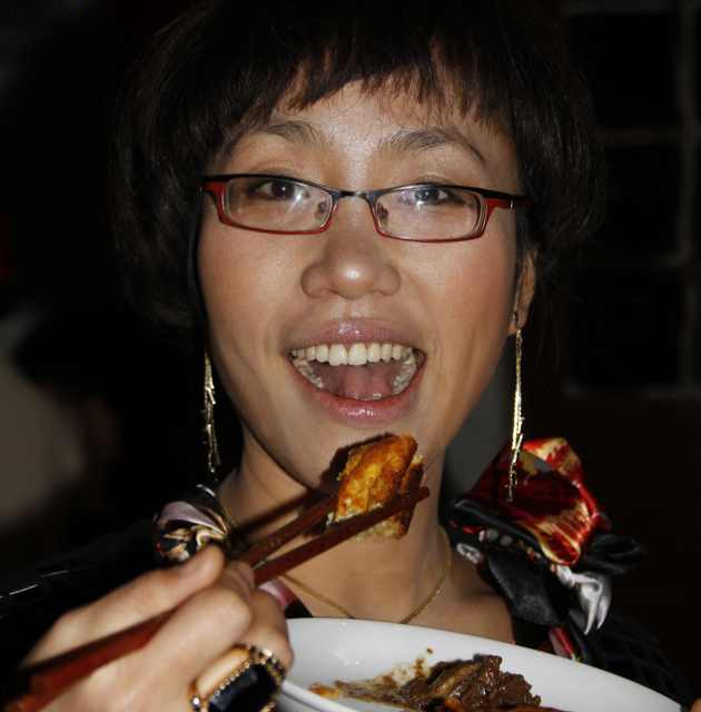 吴霞