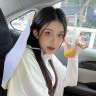 孔小亿吃香香