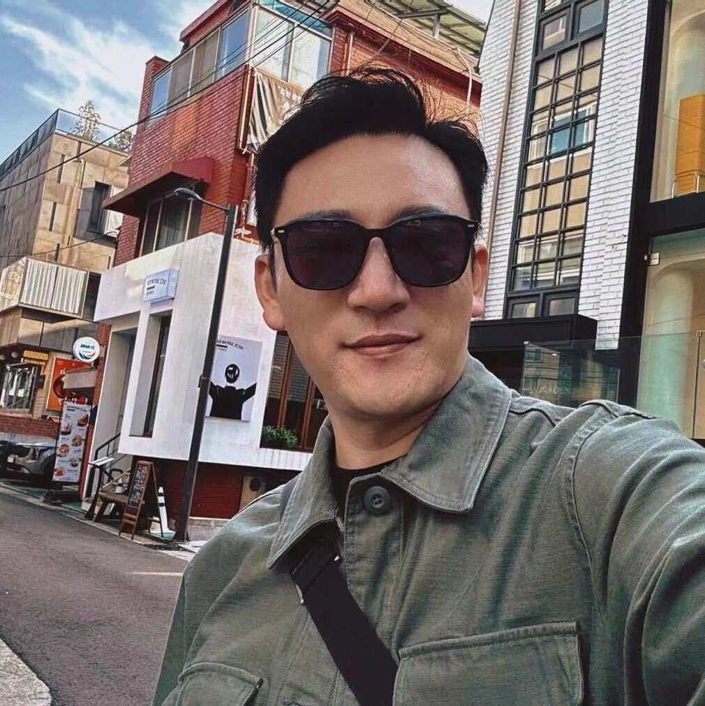 教你变美的亮哥