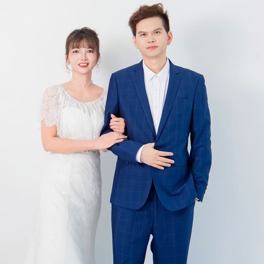 三胞胎妈妈小英.砥砺前行