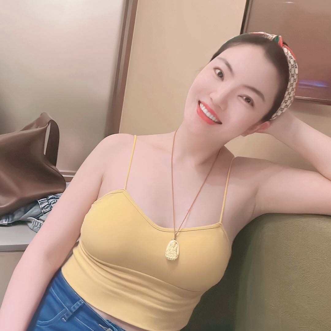华翎舞蹈总部金露老师