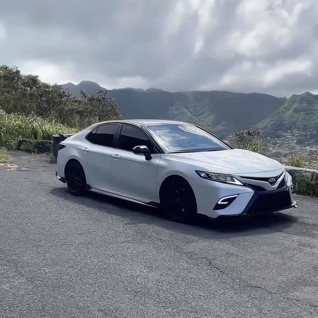 小张开凯美瑞