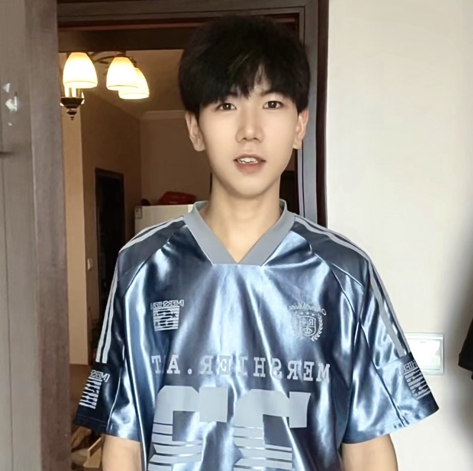 梁万两DL