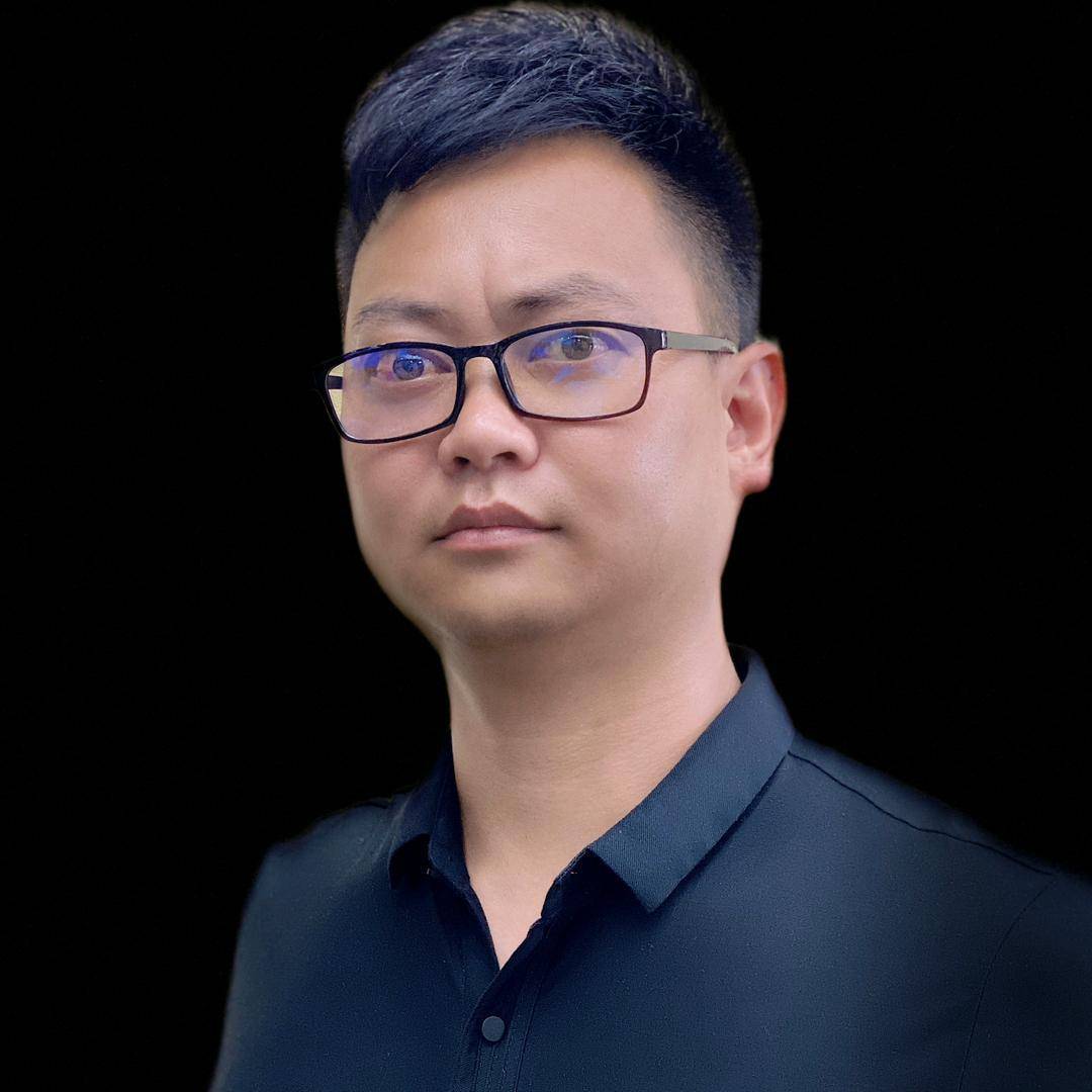 建哥哥一导演