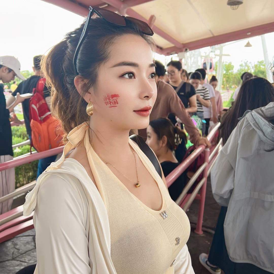 十叁月正能量