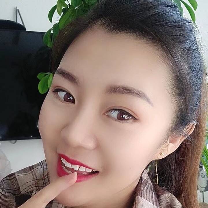 爱笑的二豆