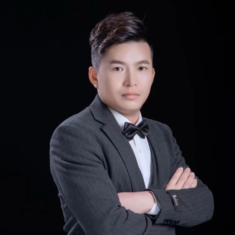 树拍易购运营张华
