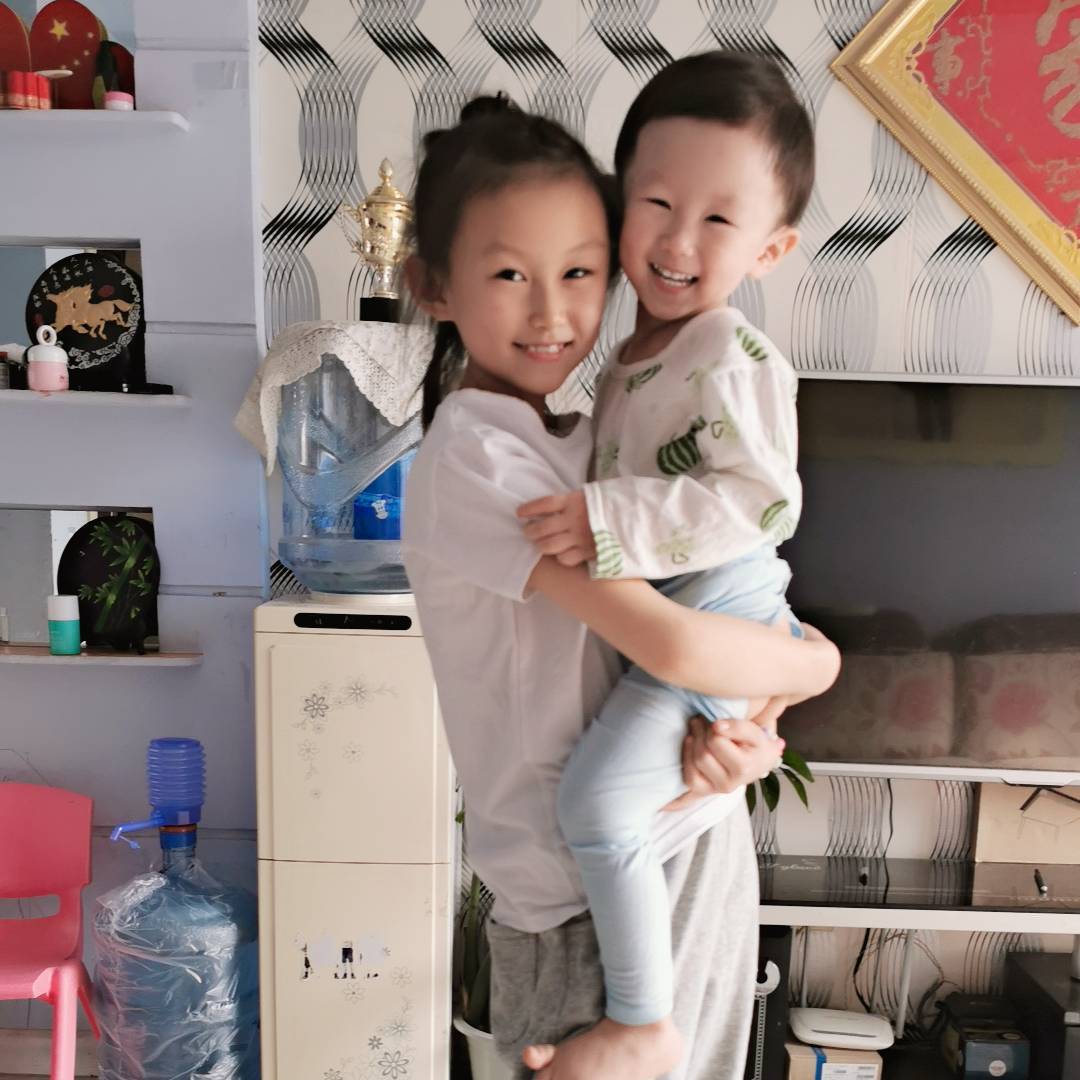 娥哥十妹