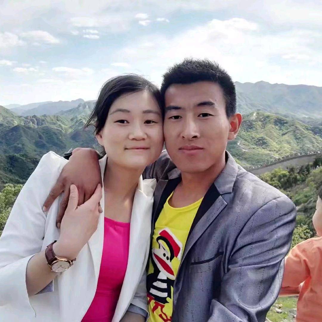 振哥一家人