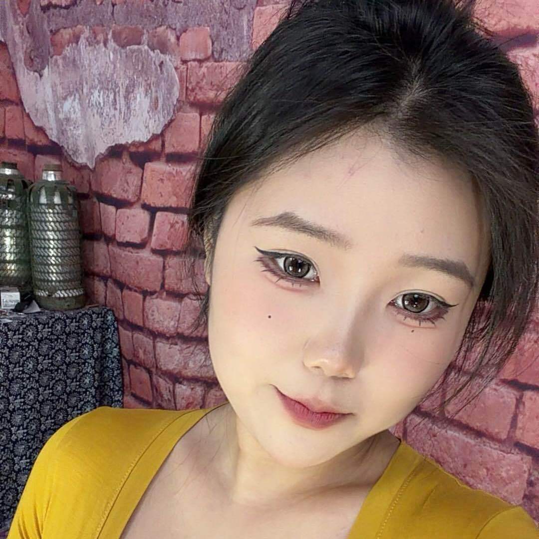 狼堡你红婶mua