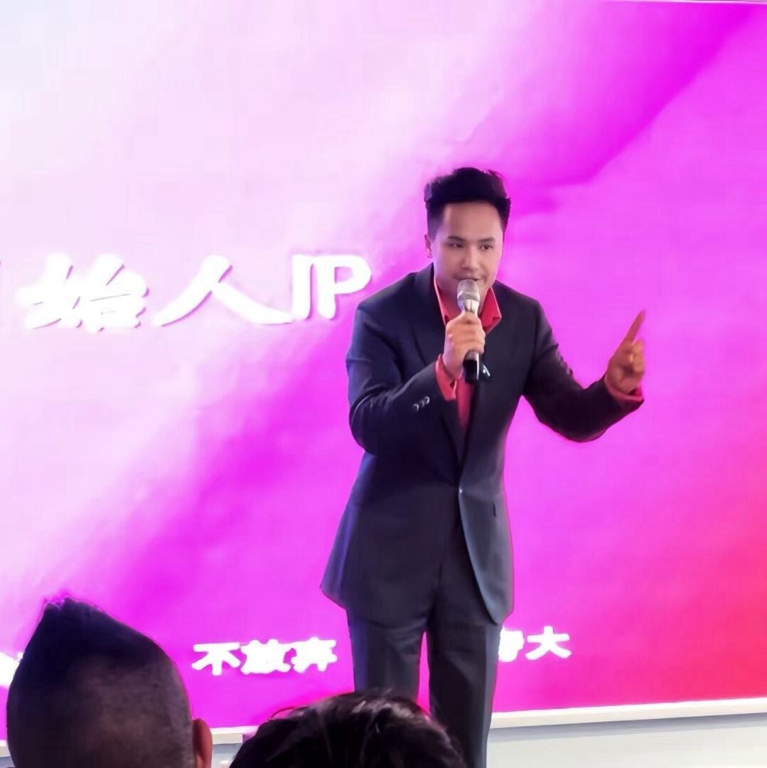 七维演讲余老师