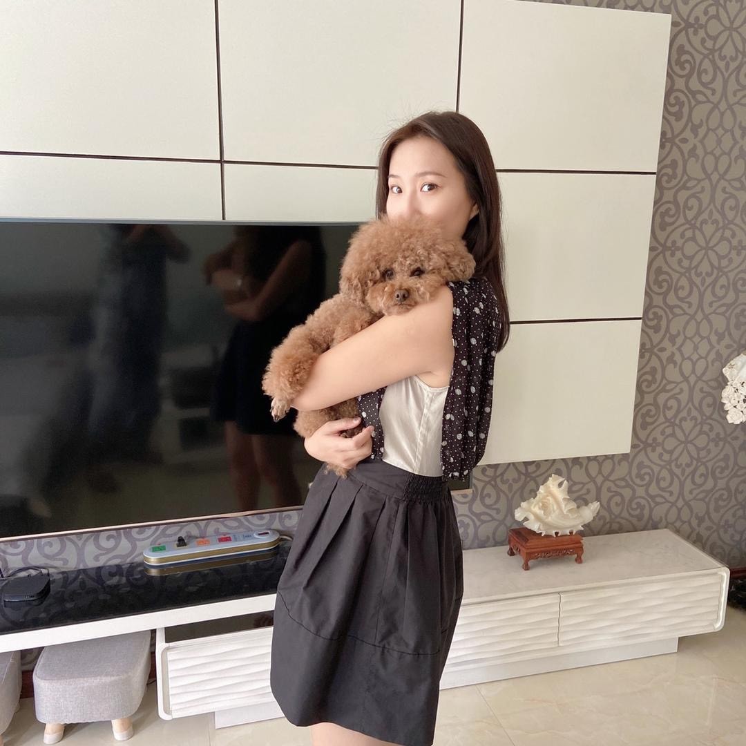 鸭蛋儿家的咔啡Y