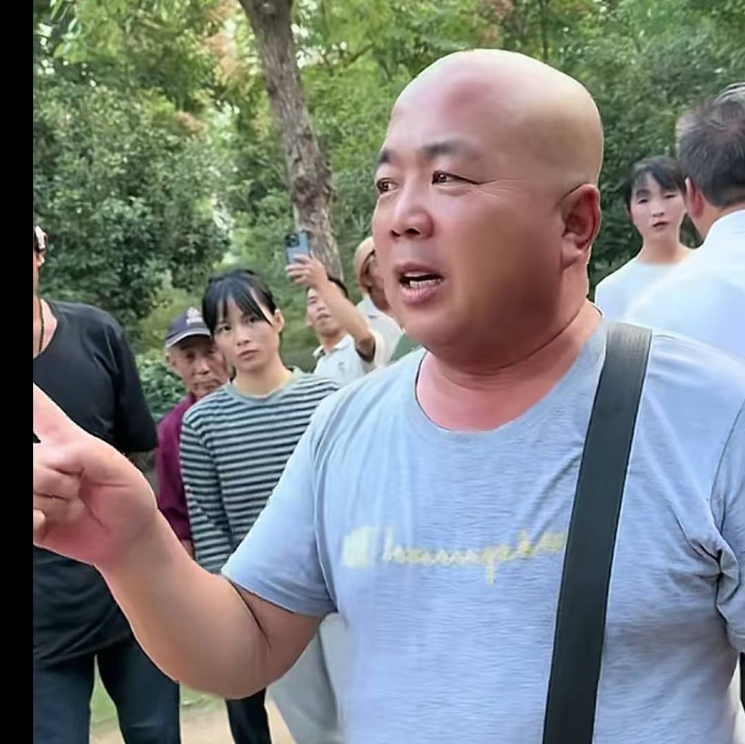 光头哥户外