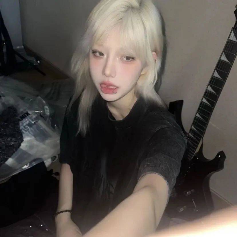 ..段慕桑.