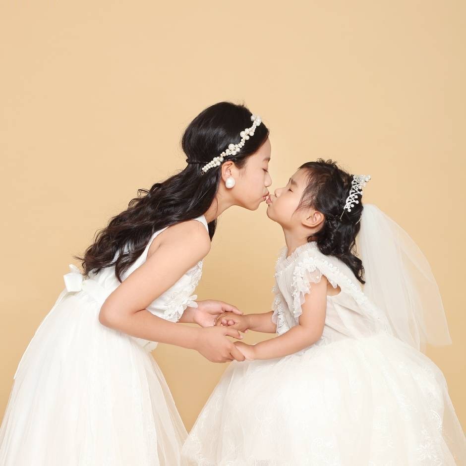 是涵姐竹妹的爸爸呀