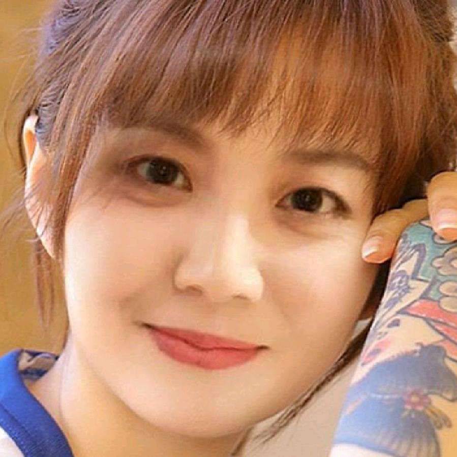 塞尔维亚功夫餐厅杨芳霞