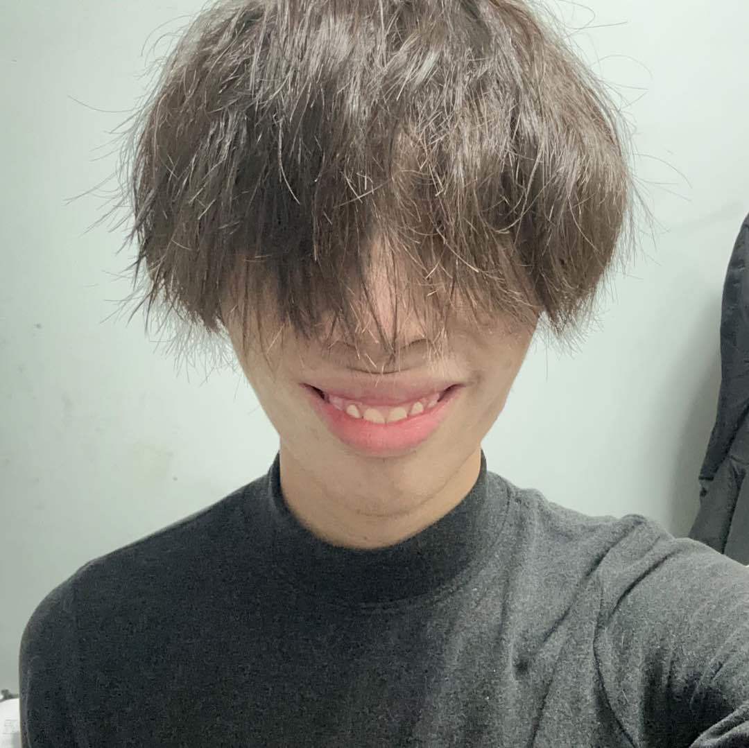 辉老尸