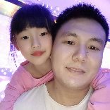 龙小涵父女