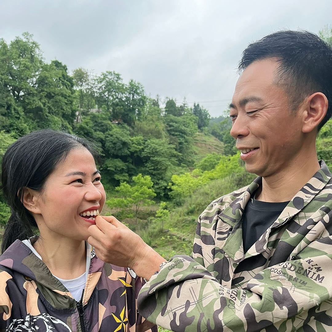 农村阿龙和秀莲