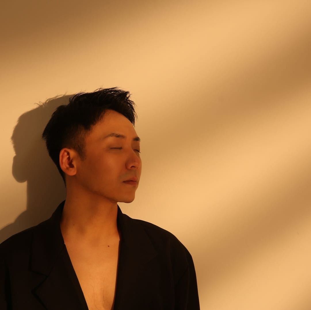 胡十三..
