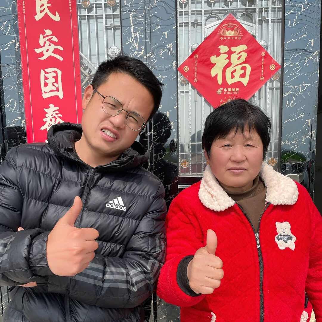 湖北搞笑一家人