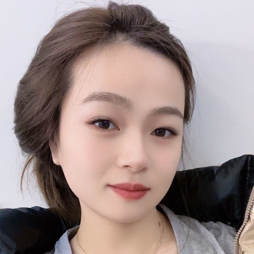 小芳丫跳舞