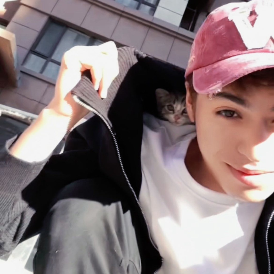 Mikey哦&