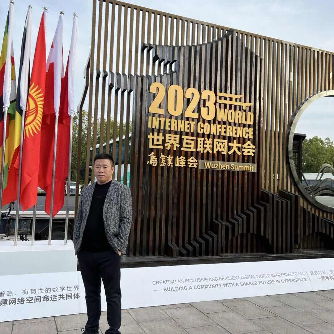 努力向上的鹏