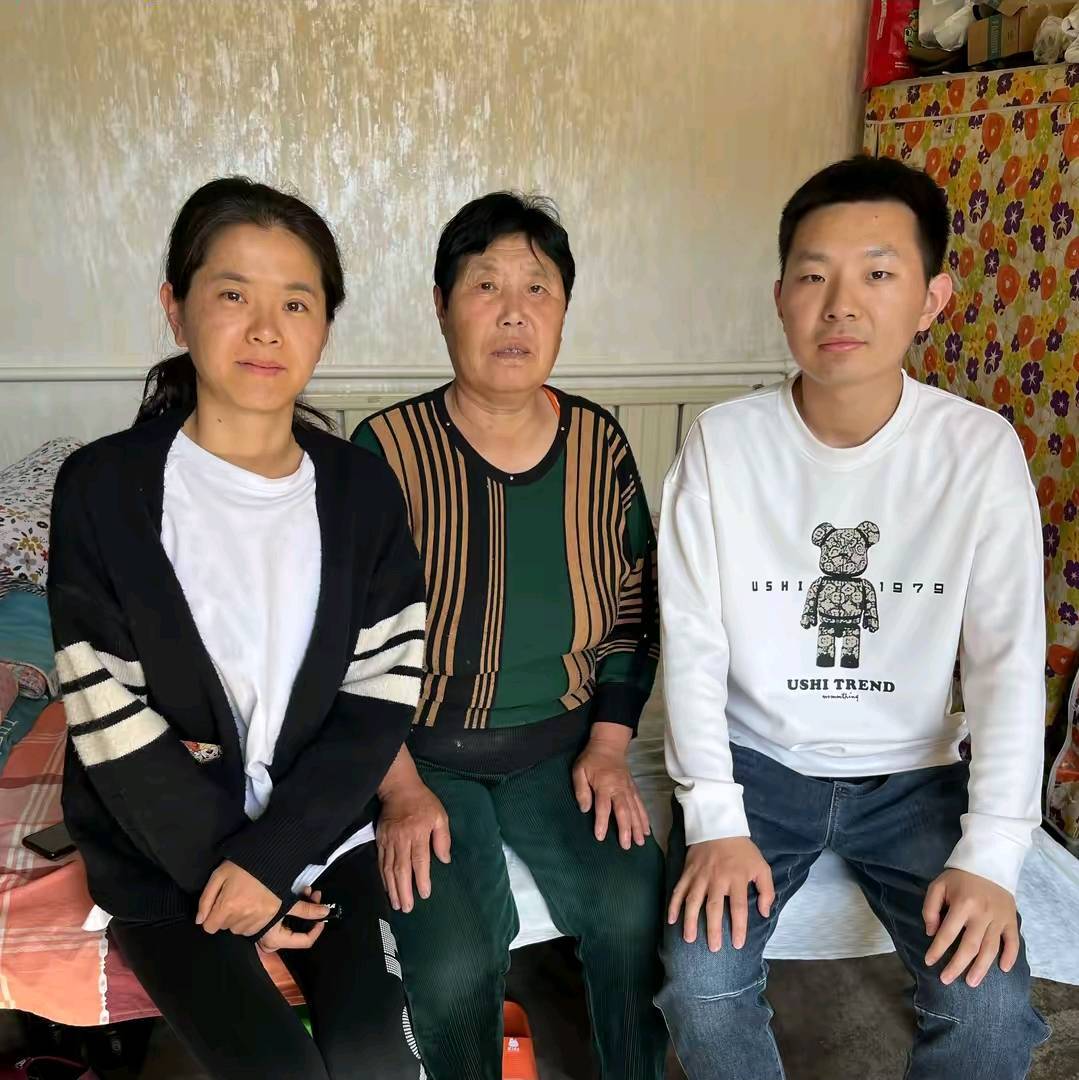 小伟幸福大家庭