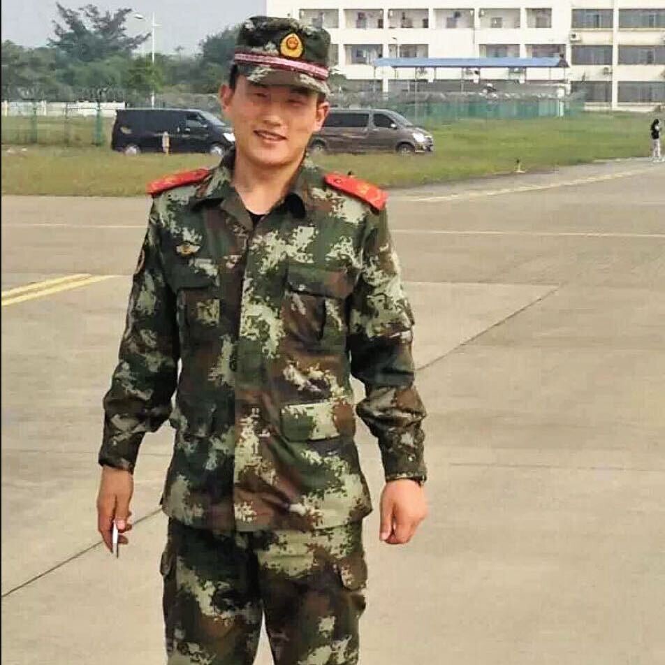 揪二
