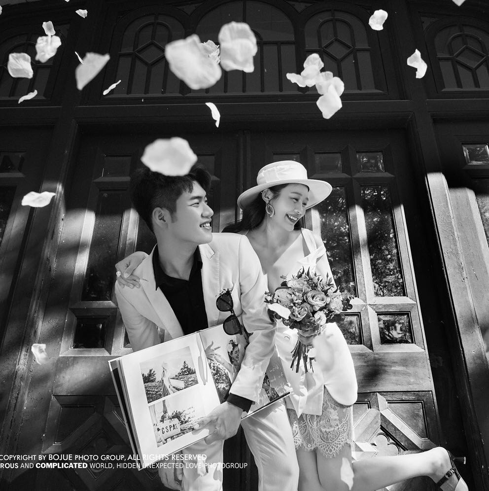 嘚嘚精和萌萌侠